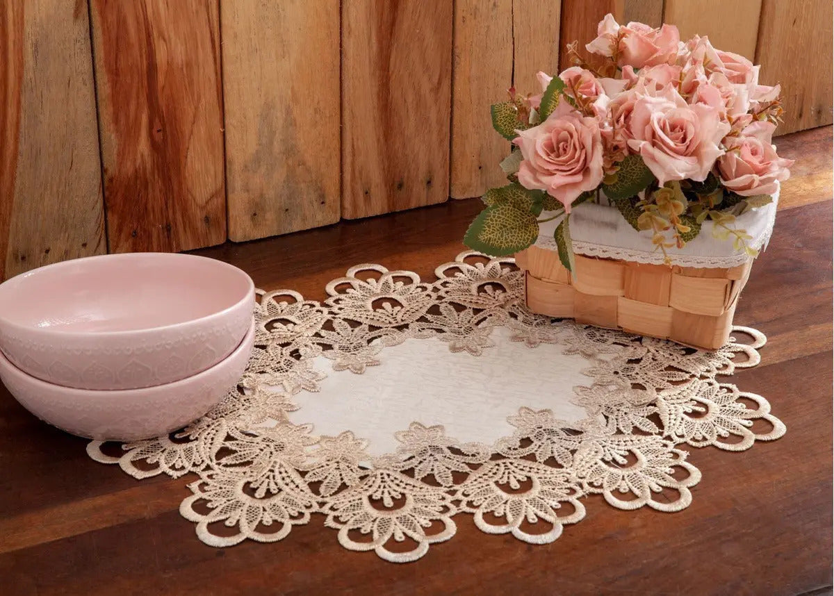 Caminho De Mesa Rendado Veneza Luxo Bege 40x180cm Jolitex Bege Liso